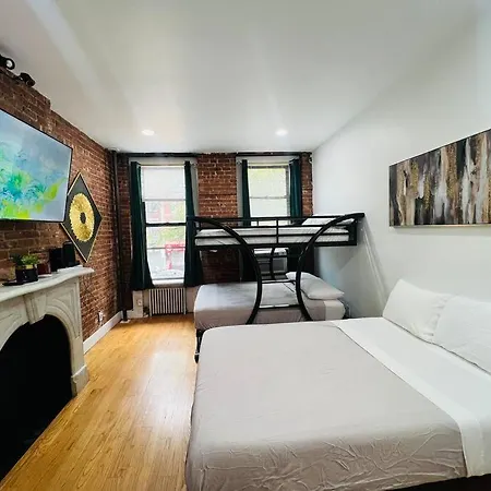 The Empire At Times Square Apartment